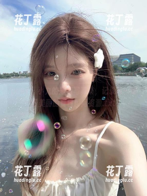 pans-小九 pans - 小九的短裤写真集,记录每一刻最美丽的夏日瞬间资源.txt