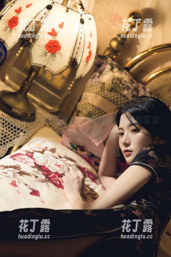 pans-熙媛 pans - 完美美腿,熙媛的写真图包带你领略时尚风潮.txt