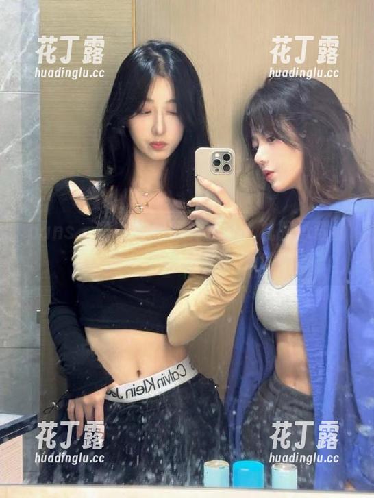 pans - 紫萱私拍写真项目：礼服承载的每一个动人瞬间.txt