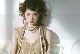 pans - 不笑真的不行！蕾蕾的粉色搞笑写真合集，快来下载吧！.txt