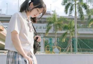 pans - 和服之美尽在诗诗私房写真：原图带你领略别样风情.txt