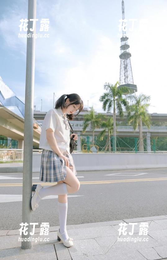 pans - 和服之美尽在诗诗私房写真：原图带你领略别样风情.txt