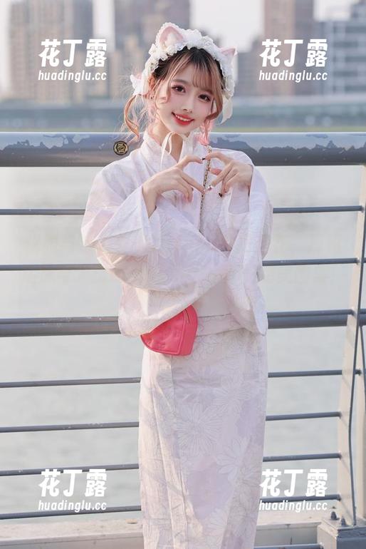 优雅与活力交织的rinka冲田凛花，探秘瑞凤与大凤Bunnysuitver的绝美图集！.txt