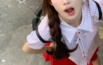 探索Saku海边：一系列优质写真作品资源，捕捉海洋灵动瞬间.txt