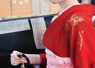 黑狐姐姐的写真作品，一小央泽为你呈现别样的艺术之旅.txt