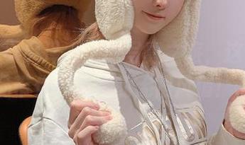 探索一小央泽女王的写真之旅，这套图包作品带你领略她的无限风情！.txt