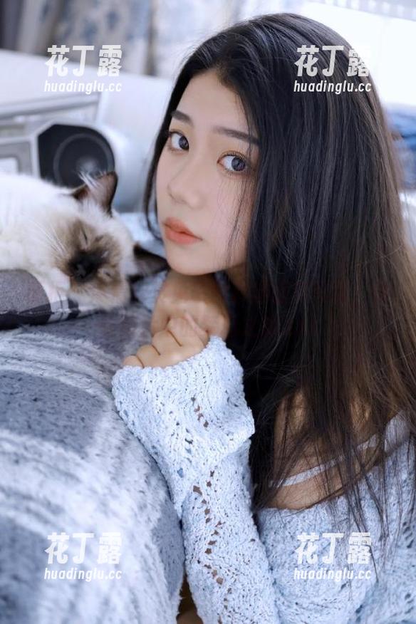 丽柜 - 尽情欣赏兔子的颜丝香茧写真，体验图片中的梦幻之旅.txt