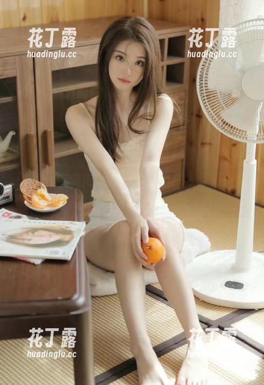 丽柜 - 安安内衣写真分享合集，尽情探索她的独特风格与无限创意.txt
