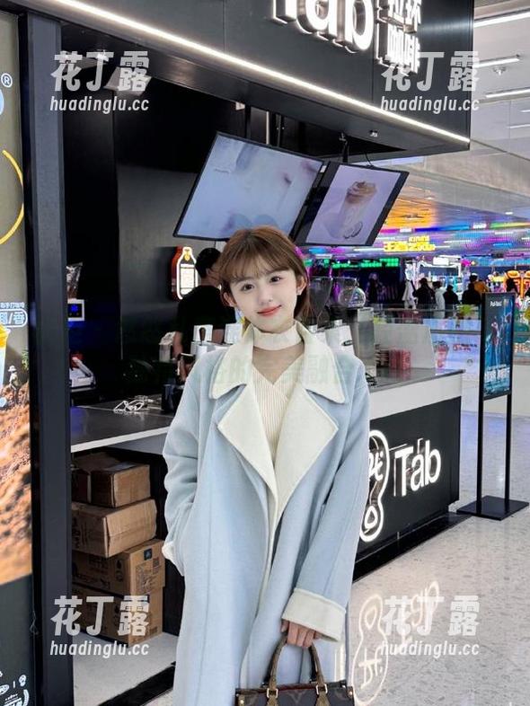丽柜-悠悠 丽柜 - 悠悠私房连体衣合集:轻盈质感与独特风格的完美融合.txt