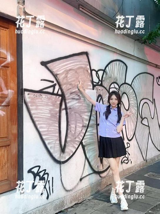 丽柜 - 体操服+甜甜=绝美作品集！快来获取无限资源，一起嗨起来！.txt