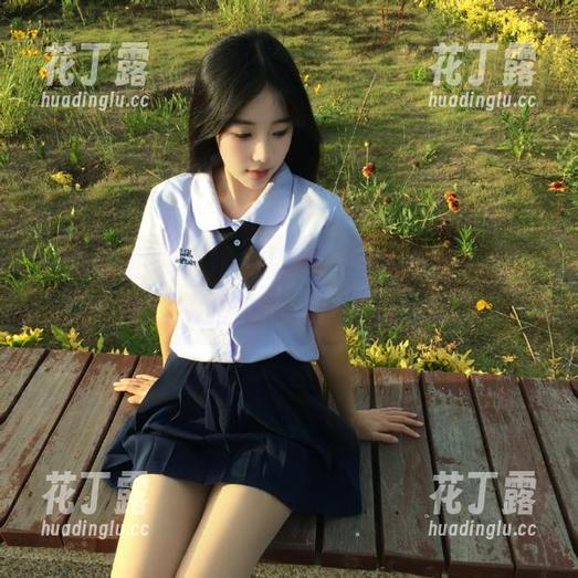 丽柜 - 菲菲厨娘免费写真照片合集，你绝不可错过的视觉盛宴！.txt