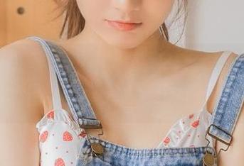 丽柜 - 探索蕊蕊万圣节写真集：下载即刻感受节日氛围，尽享美丽瞬间！.txt