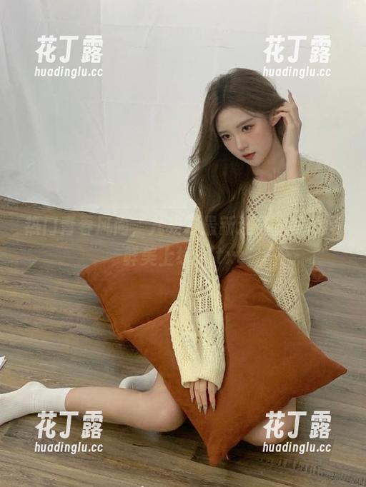 热门青春风尚，九柒喵最新连体衣写真集鲜美上线！.txt