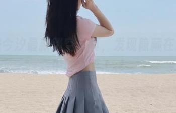 走进今汐最新镂空写真，发现隐藏在光影中的故事.txt