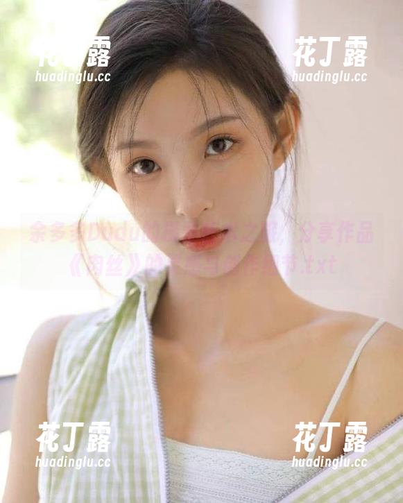 余多多Dudu的摄影艺术之旅，分享作品《肉丝》的灵感与创作细节.txt