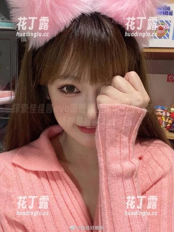 探索佳佳酱ovo眼镜作品收藏全集：每一帧都是故事.txt