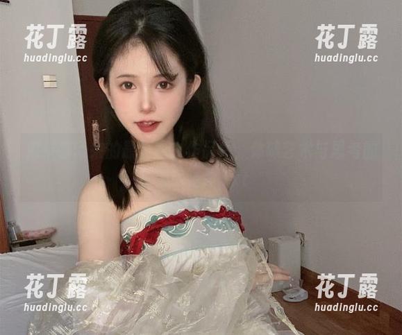 倦倦喵带来的最新黑白作品集，体味艺术与思考的无尽延伸.txt