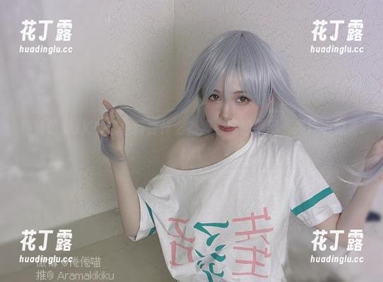 倦倦喵的JK书包里藏着什么？观看她的原图，发现小惊喜.txt