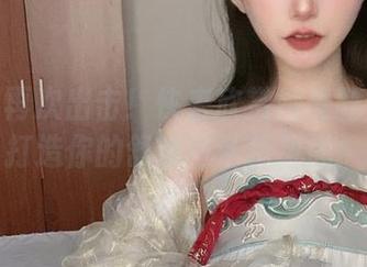 倦倦喵再次出击！快来欣赏她最新居家图集，打造你的舒适生活新风尚！.txt