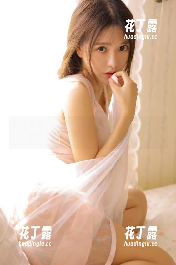 克拉女神-依娜丝 克拉女神 - 探索依娜丝的双马尾风格:精致图片合集展示她的独特风格.txt