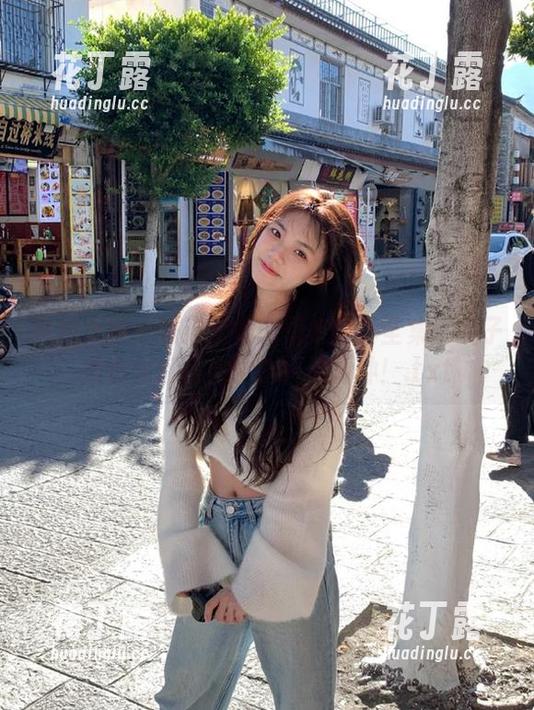 克拉女神 - 充满个性的居家写真全集：妮子教你如何在家也能风情万种！.txt