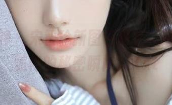 克拉女神 - 宋智珍新图包更新，带来令人惊艳的秘密瞬间！.txt