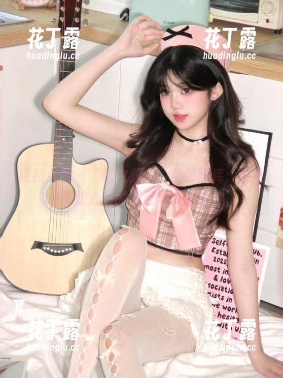 克拉女神 - “忆之双人”摄影图库：展现彼此心灵的深度与美丽.txt