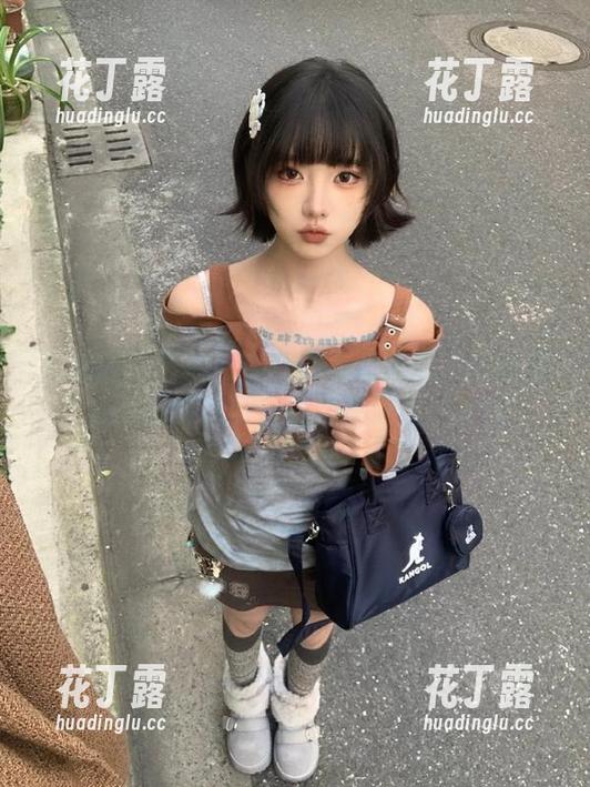兔玩映画 追随时尚潮流!兔玩映画最新美图尽情展现网袜与高跟鞋的完美魅力!.txt