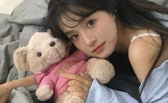 黑色制服的少女，兔玩映画带你领略最动人的制服写真图册合集.txt