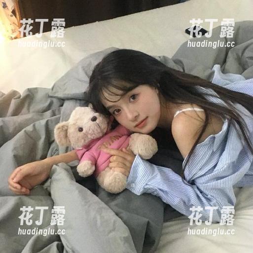 兔玩映画 黑色制服的少女,兔玩映画带你领略最动人的制服写真图册合集.txt