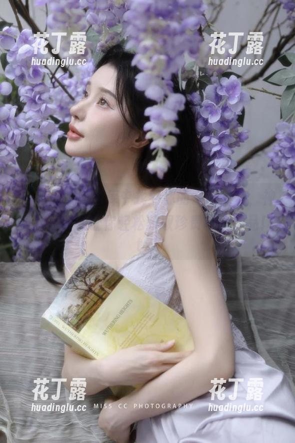 在兔玩映画图库中找到你的“穹妹”，神奇下载功能让你轻松获取珍贵写真作品！.txt