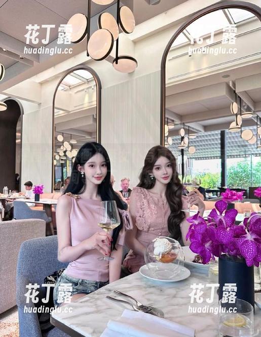 兔玩映画 探索兔玩映画小莫女仆写真合集,精彩瞬间等你下载收藏!.txt