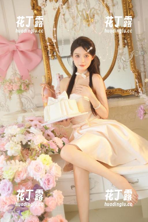 初夏女神-柒柒 初夏女神 - 福利图集强档推出,感受柒柒蛇蝎美女的绝艳风采和无限魅力.txt