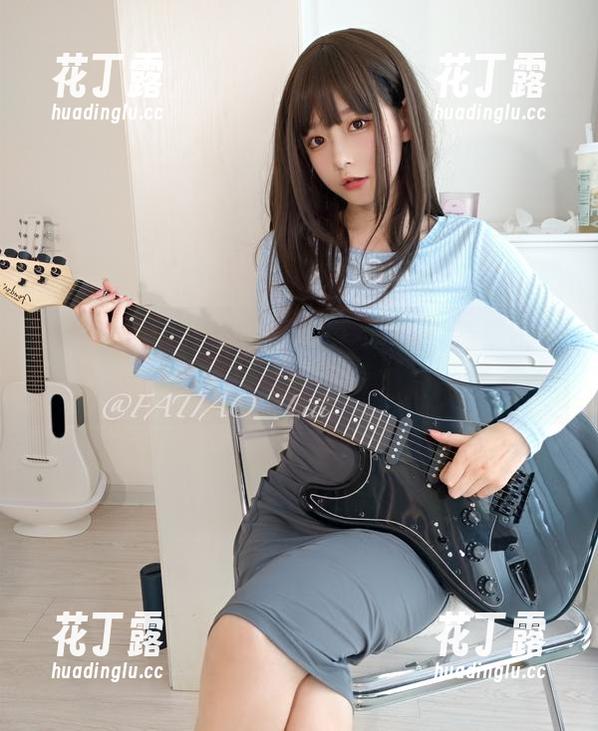 颜值与才华并存，发条少女yoki桔梗不可错过的作品集精选，体验视觉冲击.txt