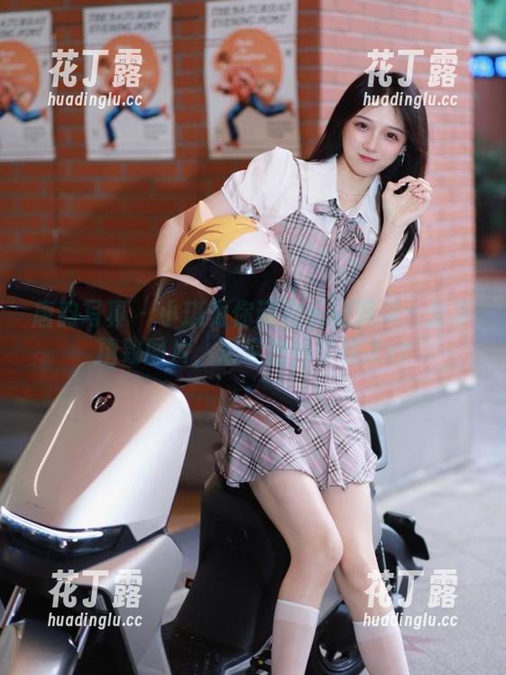 唐韵写真-小琪 唐韵写真 - 小琪为你带来长腿风采:分享精致图片,展现独特个性.txt