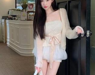 喵写真呈现JK白丝少女学习时光的美丽原图写真集.txt
