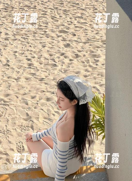 探索长腿眼镜娘的无限可能：喵糖映画全新写真合集，等待你的欣赏与喜爱！.txt