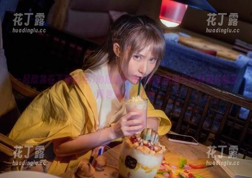 在下萝莉控ii 一起欣赏在下萝莉控ii的粉色世界:精美原图与优雅照片畅享粉色魅力!.txt