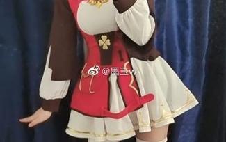 墨玉M吊带写真原图上线，畅享清新与性感交织的视觉盛宴！.txt
