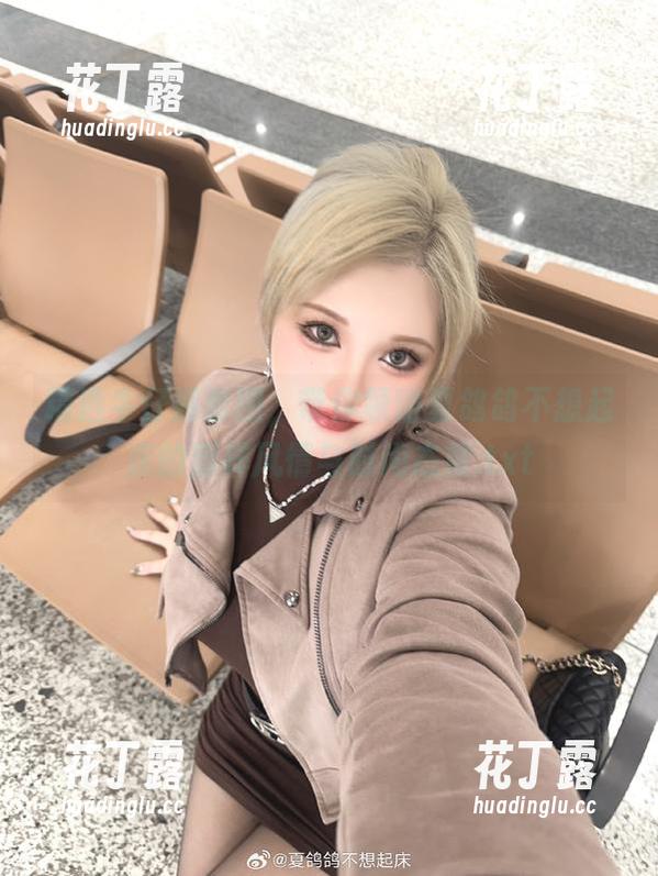 精选牛仔裤套图，带你领略夏鸽鸽不想起床的别样风情与时尚态度.txt