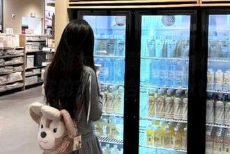 大生模拍 - 小雅女孩写真作品大赏：梦幻与现实的完美结合合集.txt