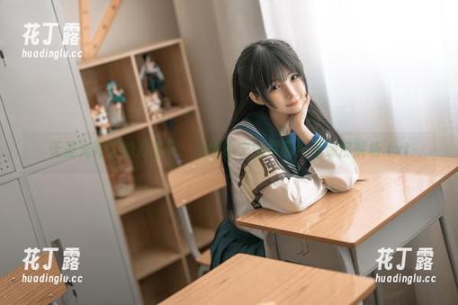 失眠小宁 无圣光背后的万圣节:失眠小宁的写真作品深度解析.txt