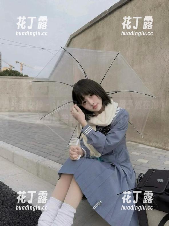 头条女神-周予然 头条女神 - 让我们一同观看,周予然在海边的唯美写真图片分享.txt