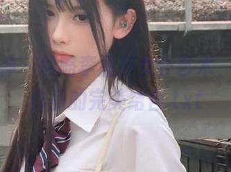 头条女神 - 领略李丽莎女仆艺术，原图与作品的完美结合.txt