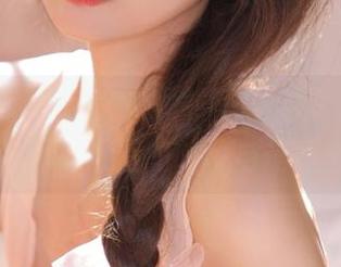 奈汐酱Nice私房兔女郎写真合集，感受每一张照片背后的故事与情感.txt