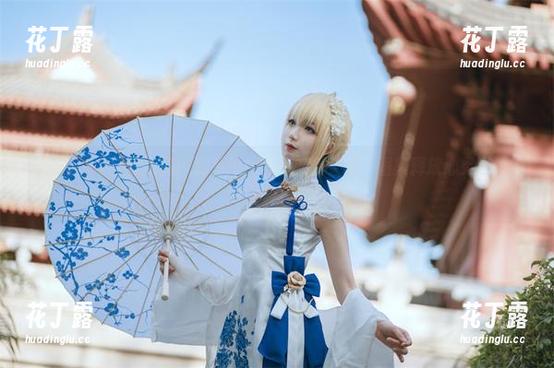 独特风格尽在封疆疆v的私拍：“毒蛇兔女郎”图集释放心灵激情.txt
