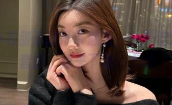 探索小和甜酒的吊带魅力，免费赠送精选套图，速来下载！.txt