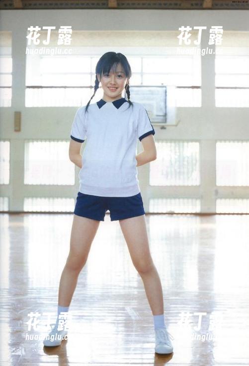 尤果网-Sara 尤果网 - Sara的纯白主题写真:原图揭示她心灵深处的创作灵感.txt