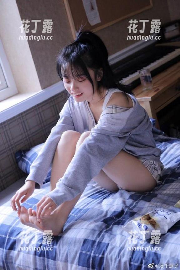 尤果网-周妍希 尤果网 - 极致美感与纯真气息:周妍希妹妹精选写真集展示.txt