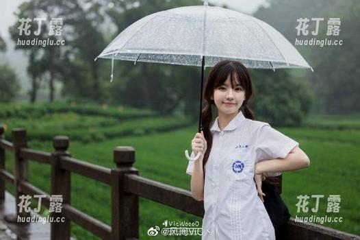 尤果网 - 杨晨晨双马尾写真精选合集，独特风格的图片绝对让你眼前一亮！.txt